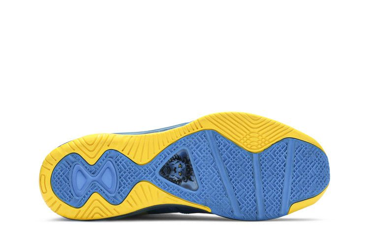 Кроссовки Nike LeBron 8 V/2 'Entourage'
