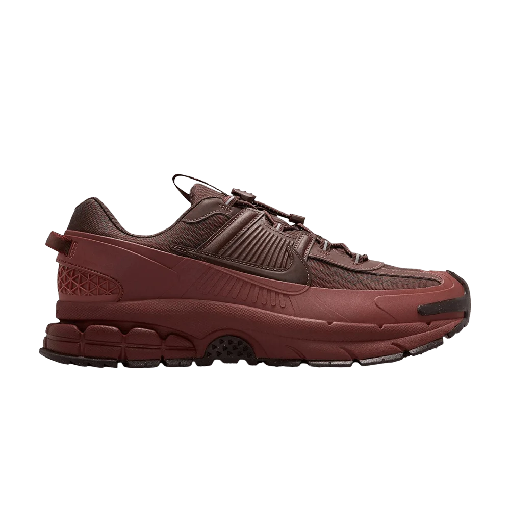 Krossovki-Nike-Zoom-Vomero-Roam-Baroque-Brown-Red-Sepia