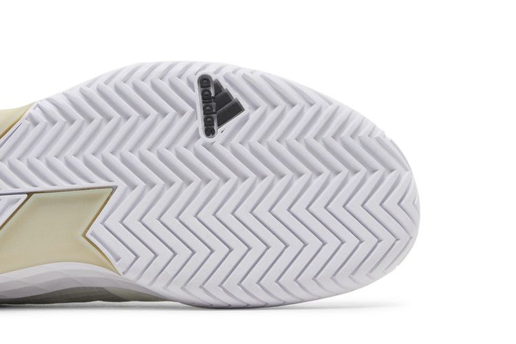 Кроссовки adidas Adizero Ubersonic 4.1 'White Black'