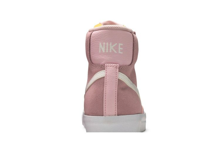 wmns-blazer-mid-vintage-77-pink-foam-dc1423-600_06