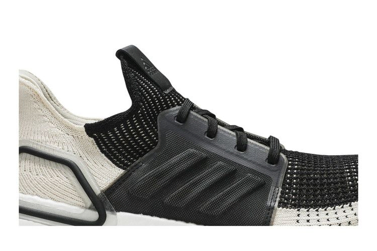 Кроссовки adidas UltraBoost 19 'Black Linen'