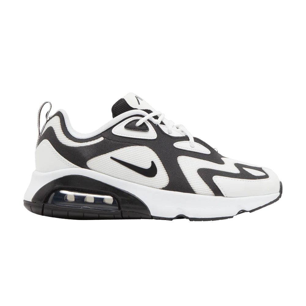 Krossovki-Nike-Wmns-Air-Max-200-White-Black