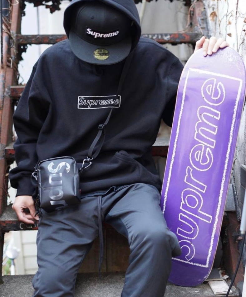Худи Kaws x Supreme Chalk Logo Hoodie Black