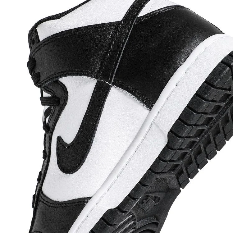 Krossovki-Nike-Wmns-Dunk-High-Black-White-9