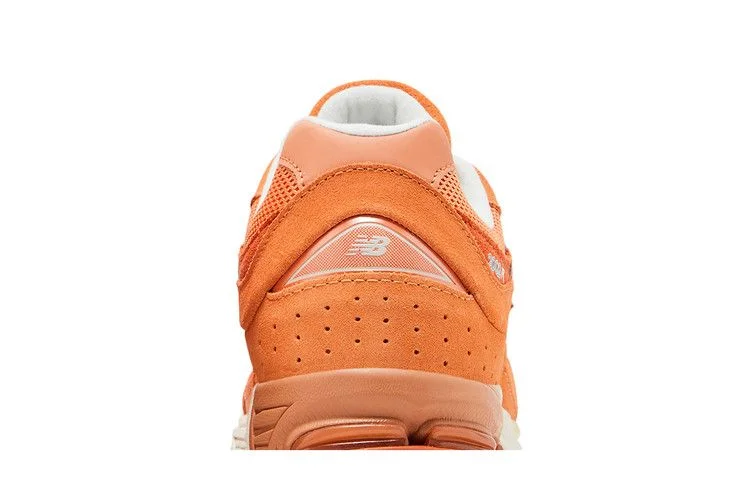 Кроссовки New Balance 2002R 'Copper Infield Clay'