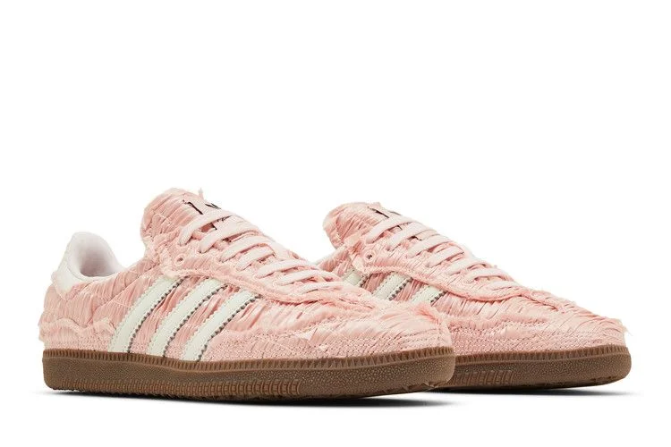 Krossovki-Caroline-Hu-x-CLOT-x-adidas-Samba-Reverie-Pink-7