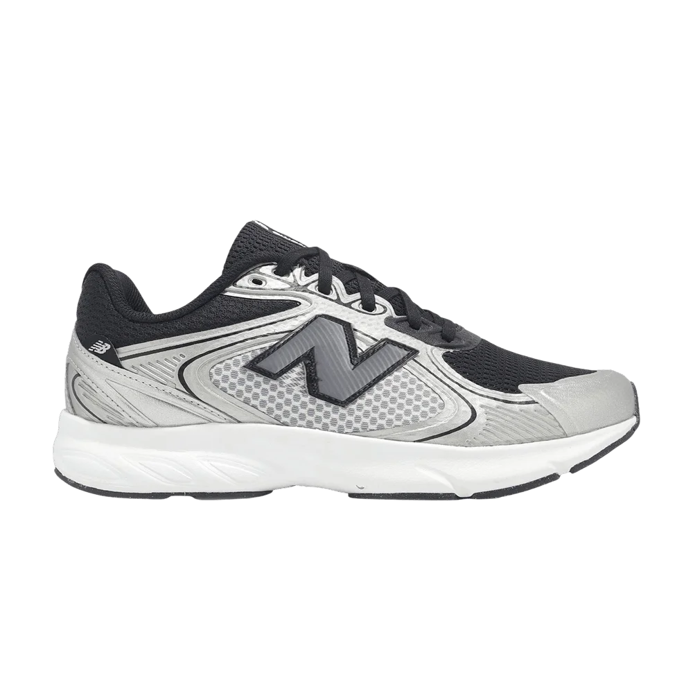 Krossovki-New-Balance-Fresh-Foam-Amaste-2E-Wide-Black-Silver-Metalic