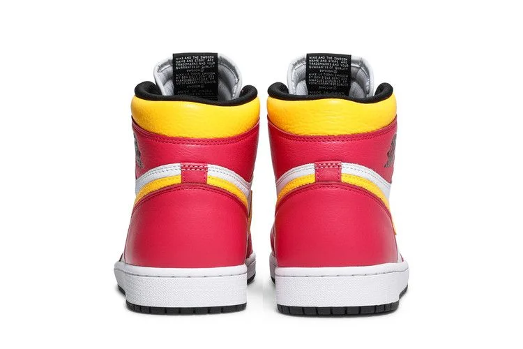 Кроссовки Air Jordan 1 Retro High OG 'Light Fusion Red'