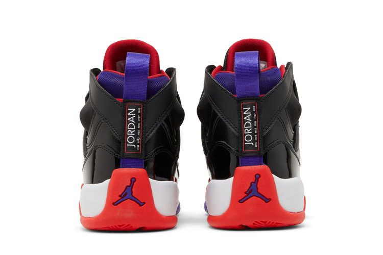 jumpman-two-trey-gs-black-true-red-dq8431-001_05