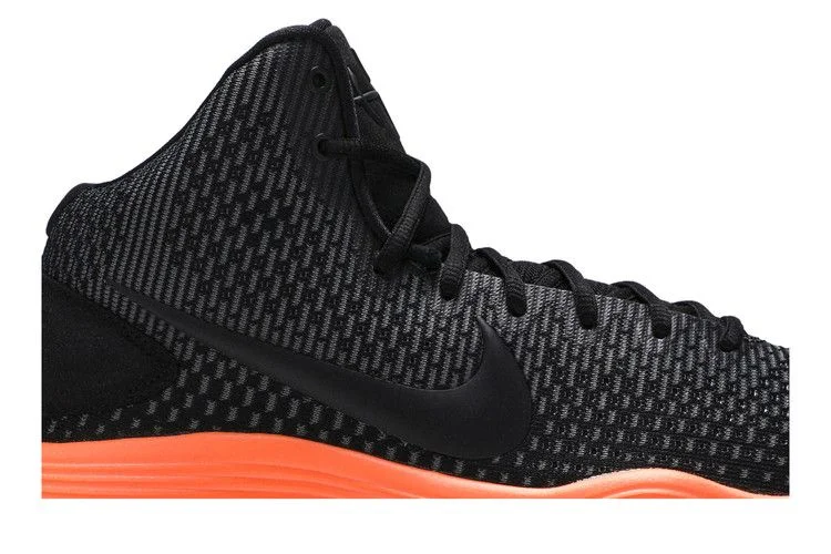 Krossovki-Nike-Hyperdunk-2017-Black-Total-Orange-1