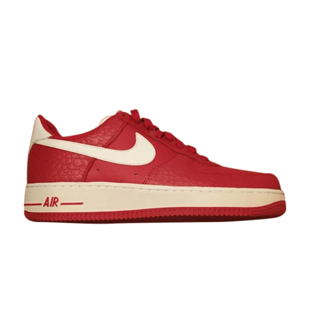 Krossovki-Nike-Air-Force-1-07-Varsity-Red