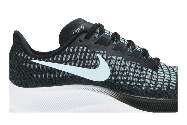 Кроссовки Nike Wmns Air Zoom Pegasus 37 'Black Glacier Ice'