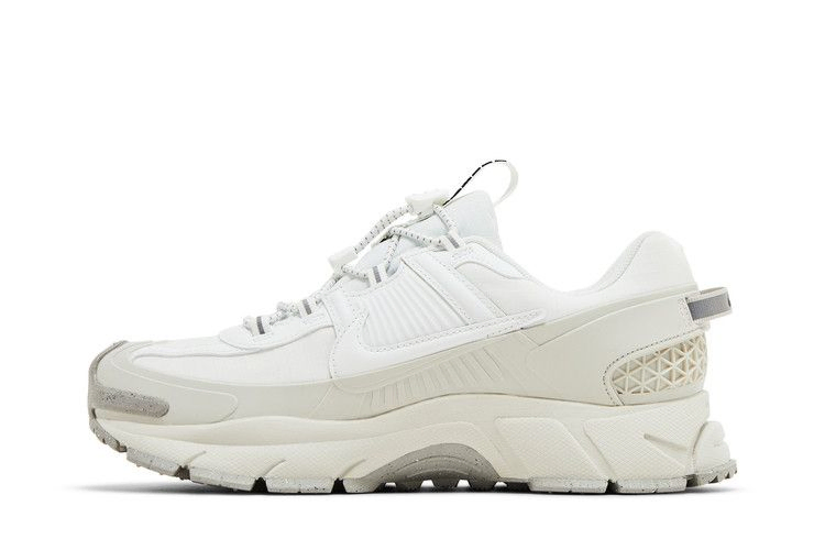 zoom-vomero-roam-summit-white-hv5951-100_02