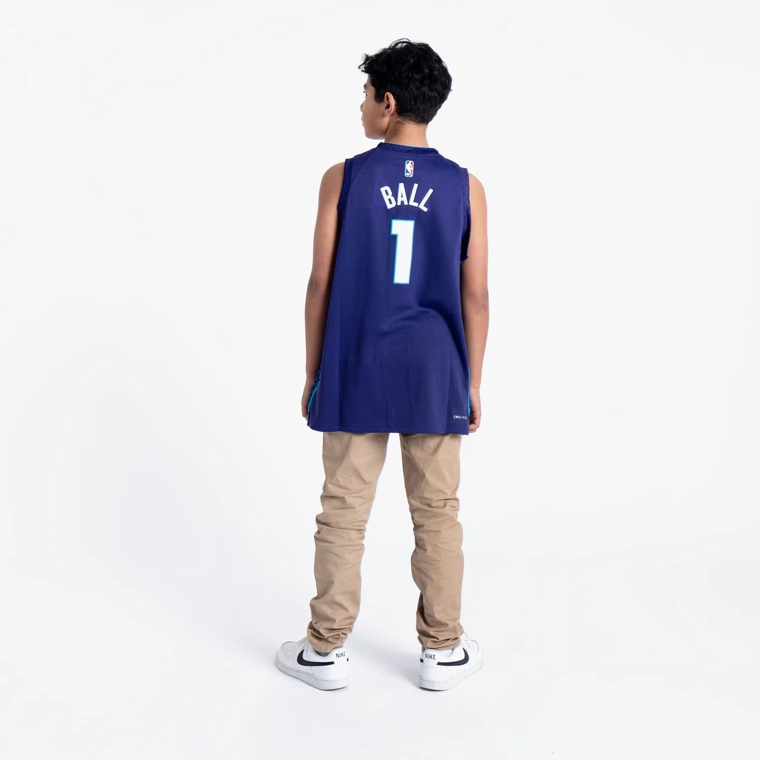 2022-23-Charlotte-Hornets-LaMelo-Ball-1-Youth-Swingman-Statement-Edition-Purple-Jersey-7