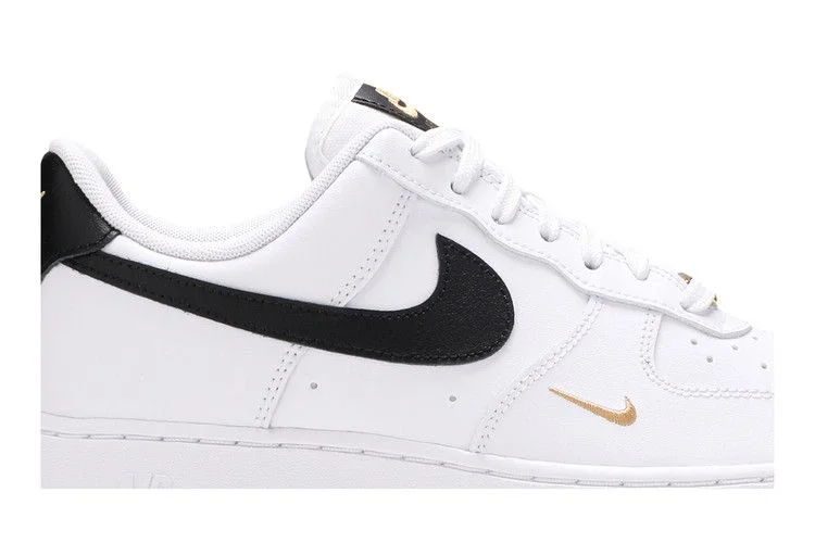 Кроссовки Nike Wmns Air Force 1 '07 Essential 'White Black'