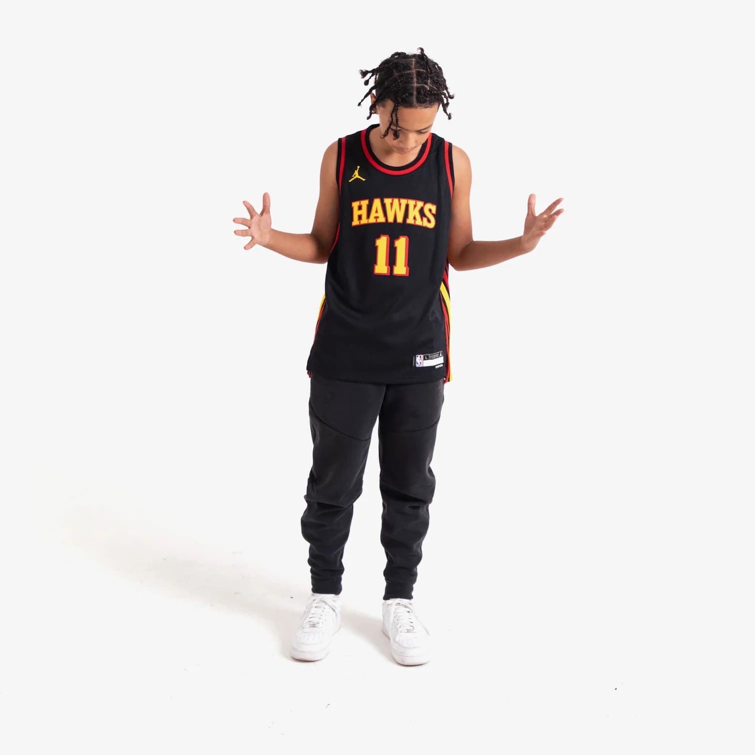2022-23-Atlanta-Hawks-Trae-Young-11-Youth-Swingman-Statement-Edition-Black-Jersey-3