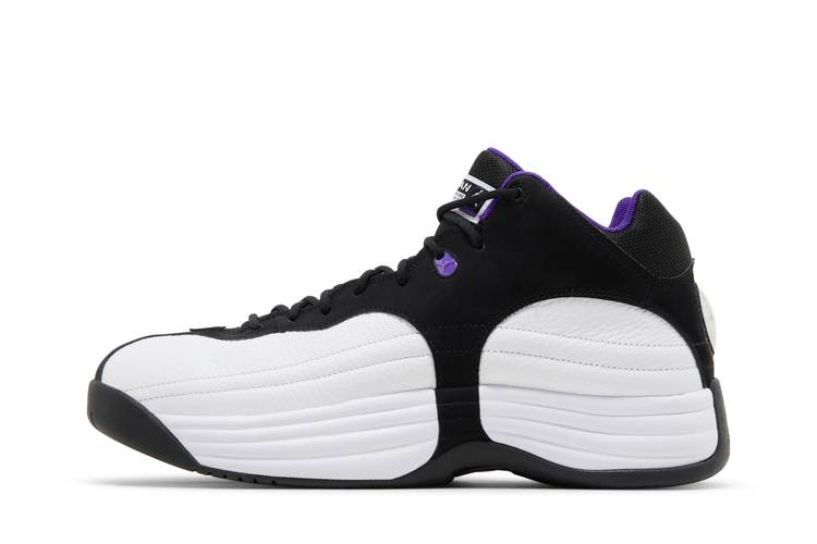 jordan-jumpman-team-1-white-black-field-purple-cv8926-105_02