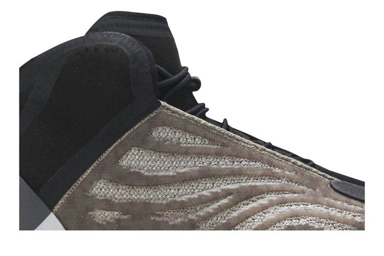 yeezy-quantum-kids-barium-fz1300_01