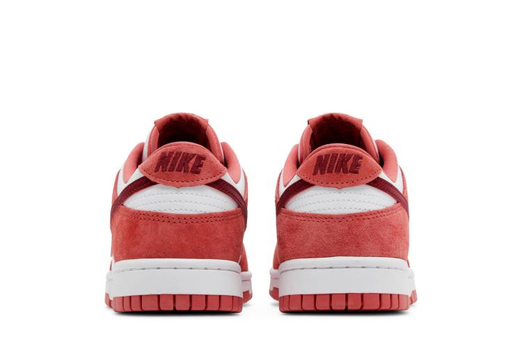 Кроссовки Nike Wmns Dunk Low 'Valentine's Day 2024'