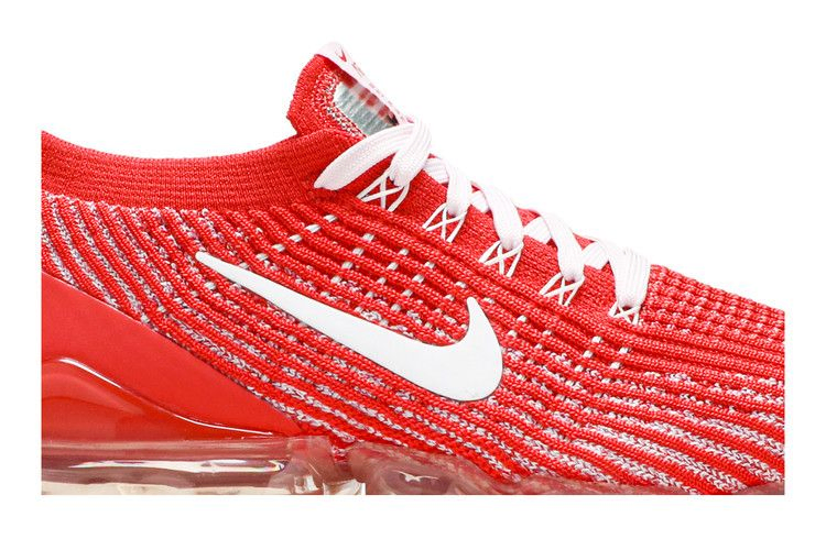 Кроссовки Nike Wmns Air VaporMax Flyknit 3 'Track Red'