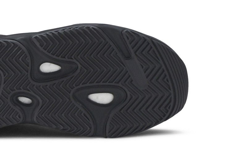 Кроссовки adidas Yeezy Boost 700 MNVN Kids 'Triple Black'