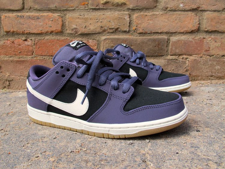 Кроссовки Nike Dunk Low Pro SB 'Dark Raisin'