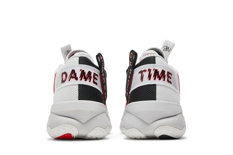 Кроссовки adidas Dame 8 'Dame Time'
