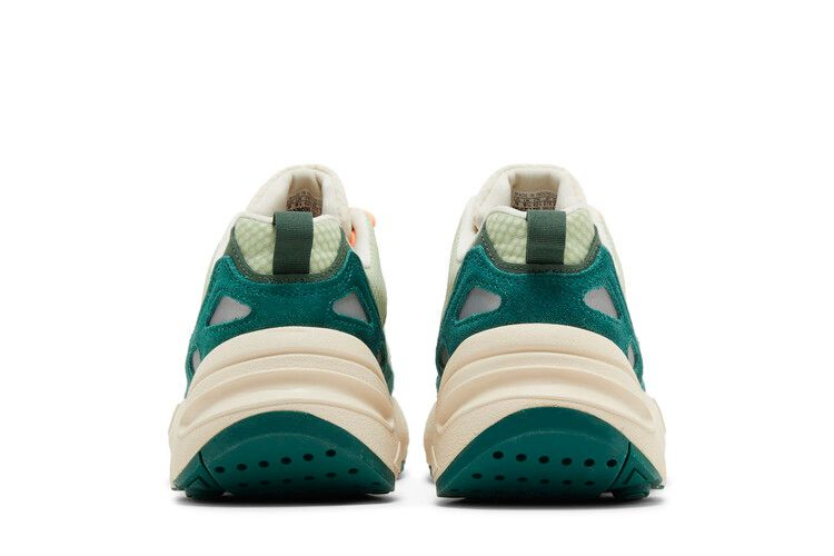 Кроссовки Adidas ZX 22 Boost 'Ecru Tint Core Green'