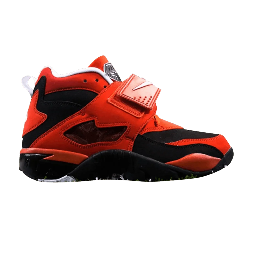 Krossovki-Nike-Air-Diamond-Turf-Challenge-Red-Black