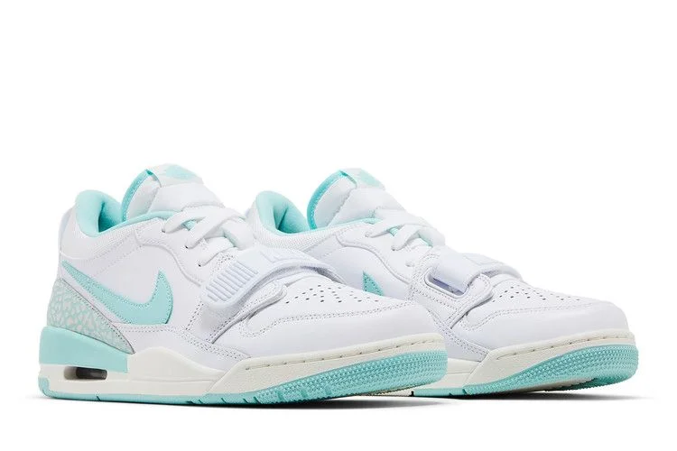 Krossovki-Air-Jordan-Wmns-Jordan-Legacy-312-Low-White-Light-Dew-7