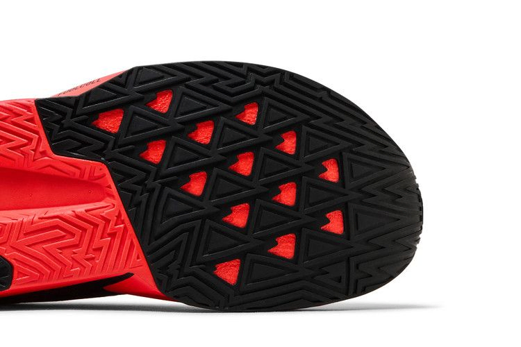 Кроссовки New Balance FuelCell Rebel v5 'Urgent Red'