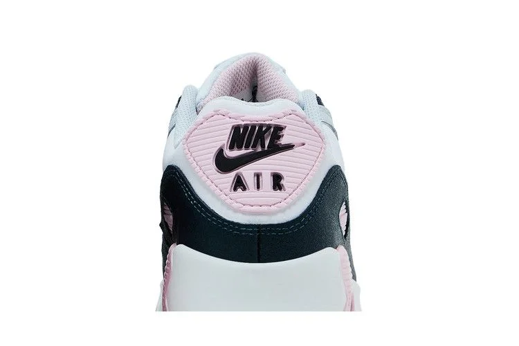 Кроссовки Nike Air Max 90 GS 'Pink Foam Armory Navy'