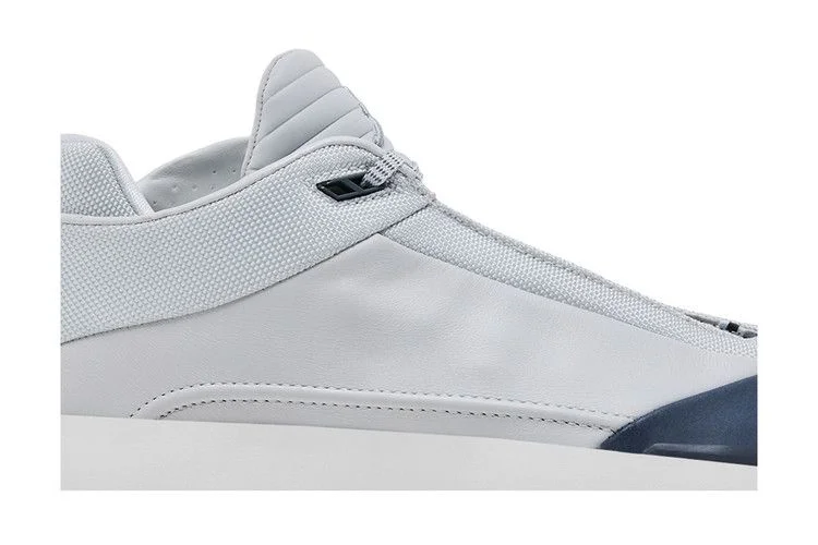 Krossovki-Air-Jordan-40-Photon-Dust-1