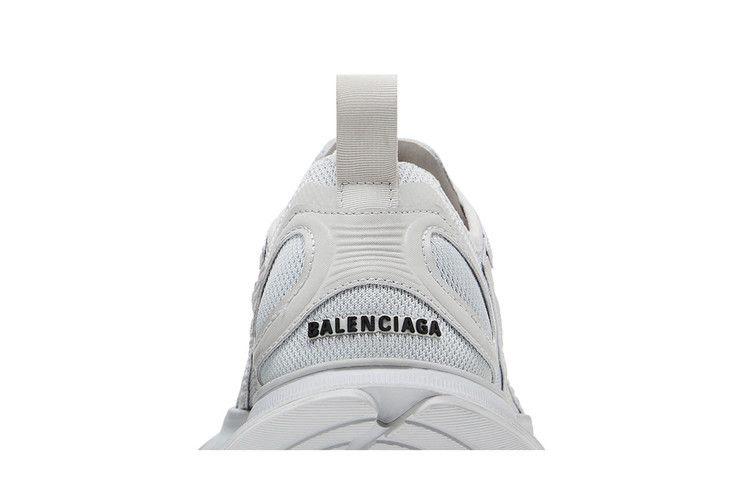 Кроссовки Balenciaga Circuit Sneaker 'Worn-Out - Light Grey'