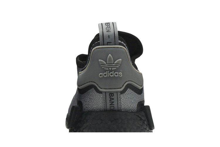 Кроссовки Adidas NMD_R1 'Grey Black'