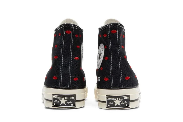 Krossovki-Converse-Chuck-70-Embroidered-Lips-High-Love-Me-Black-5