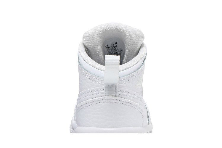 air-jordan-1-mid-td-triple-white-640735-130_06