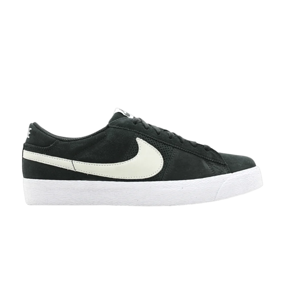Krossovki-Nike-Blazer-Low-Sb