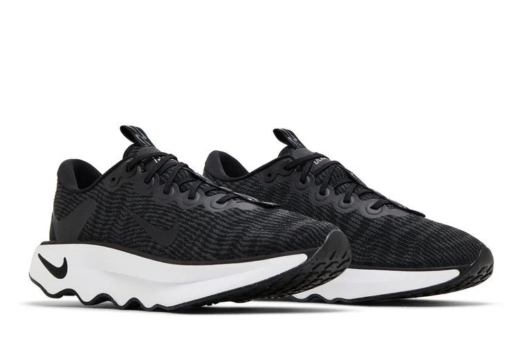 Krossovki-Nike-Motiva-Black-Anthracite-7