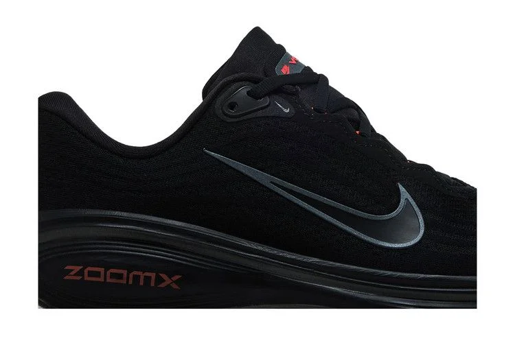 Кроссовки Nike Vomero Plus 'Bred'