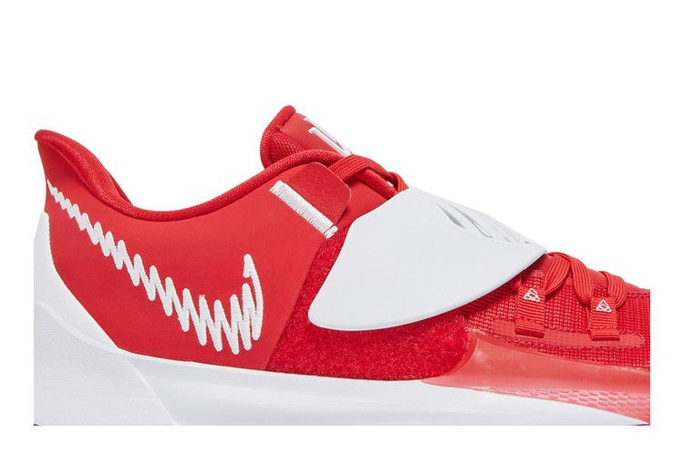 kyrie-low-3-tb-university-red-cw4147-603_01