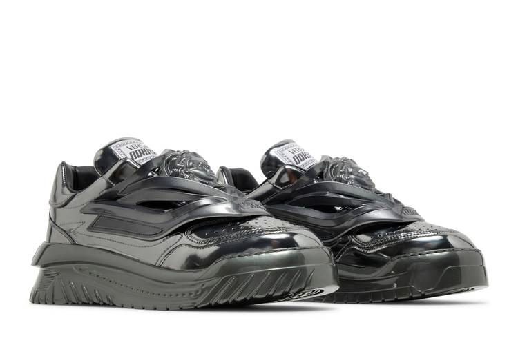 versace-odissea-caged-rubber-medusa-sneaker-metallic-grey-1004524-1a02259-1e550_07