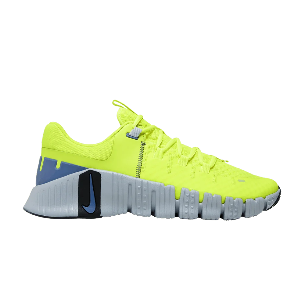 Krossovki-Nike-Free-Metcon-5-Volt-Wolf-Grey