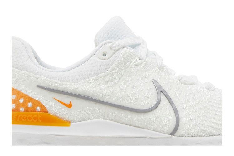 react-infinity-run-flyknit-3-white-kumquat-dh5392-100_01