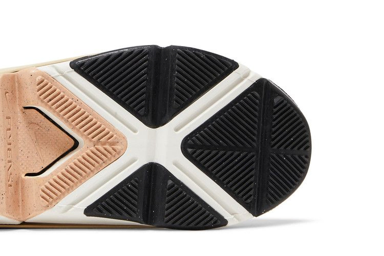 Кроссовки Nike Wmns GO FlyEase 'Sanddrift'