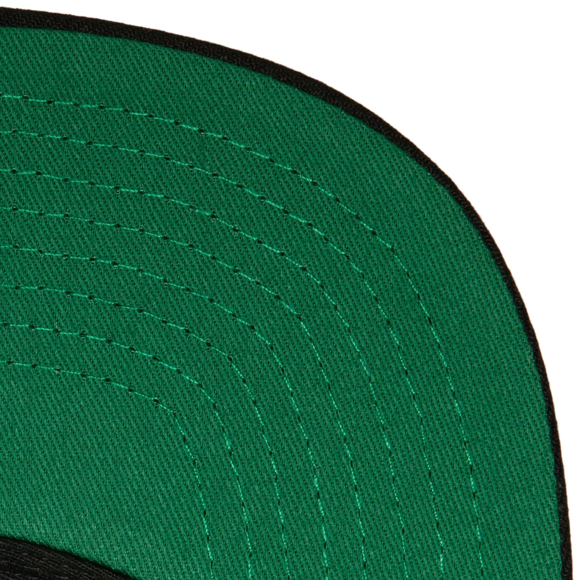 Бейсболка Mitchell & Ness Champ Stack Snapback HWC Philadelphia 76ers