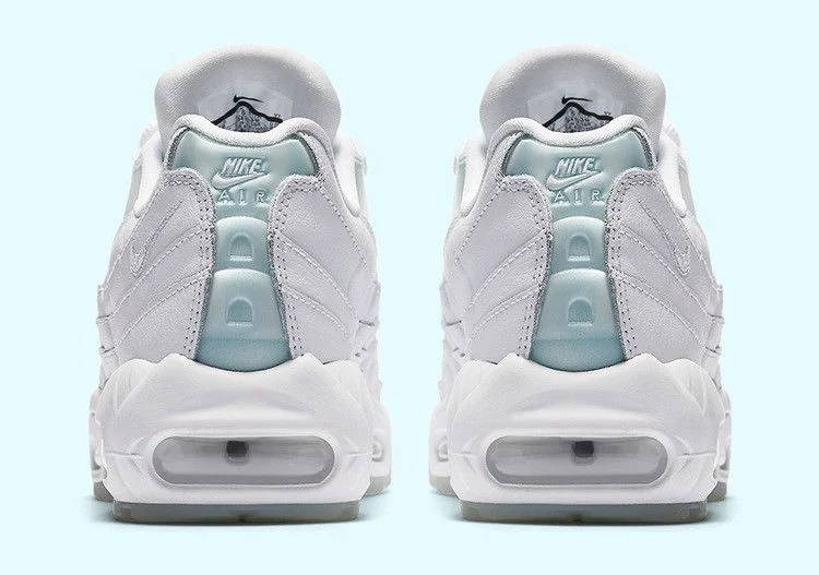 Krossovki-Nike-Wmns-Air-Max-95-SE-White-Ice-3