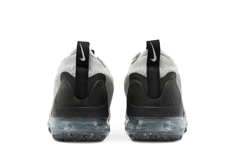 air-vapormax-2021-flyknit-light-bone-university-red-dh4085-003_05