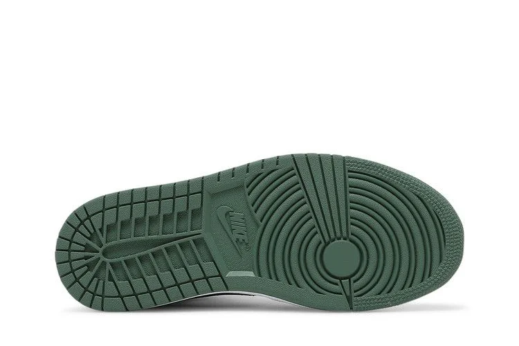 Кроссовки Wmns Air Jordan 1 Mid SE 'Dutch Green'