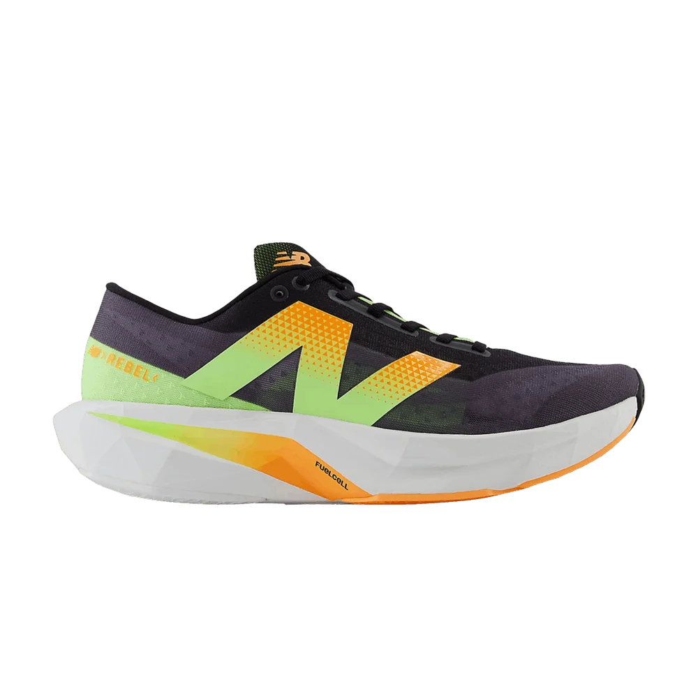 Krossovki-New-Balance-FuelCell-Rebel-v4-Black-White-Peach